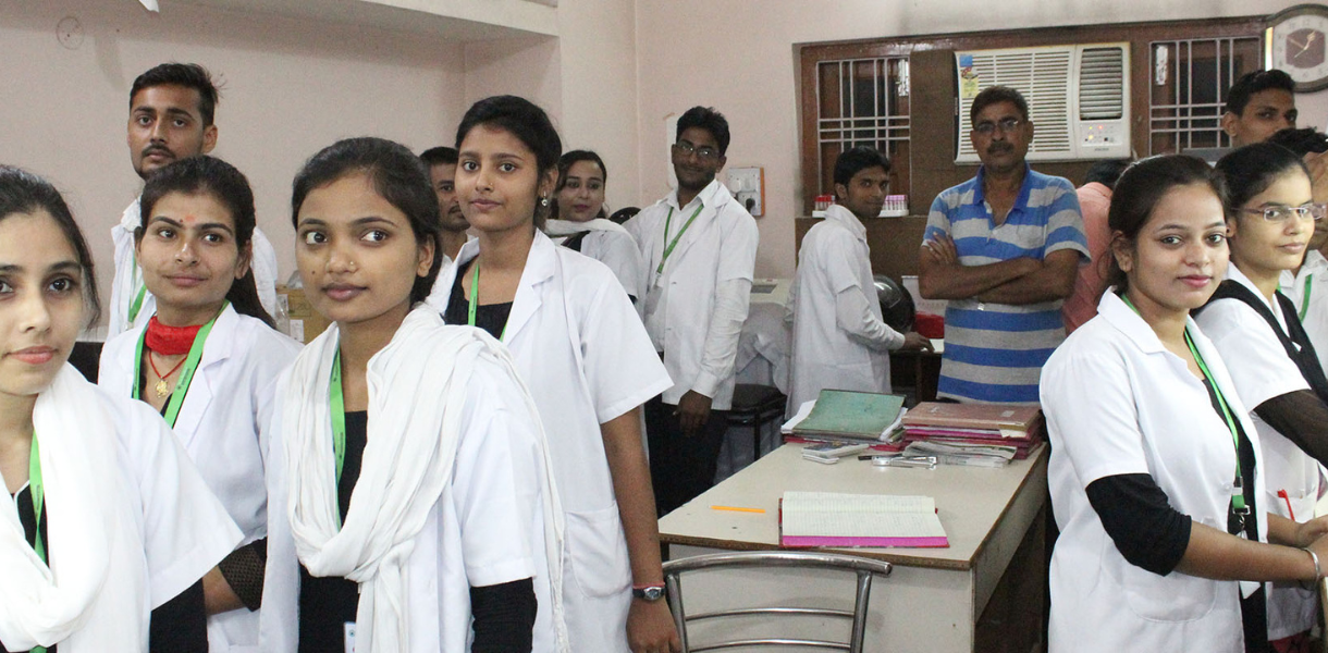 Paramedical Lab Technician Course In Patna